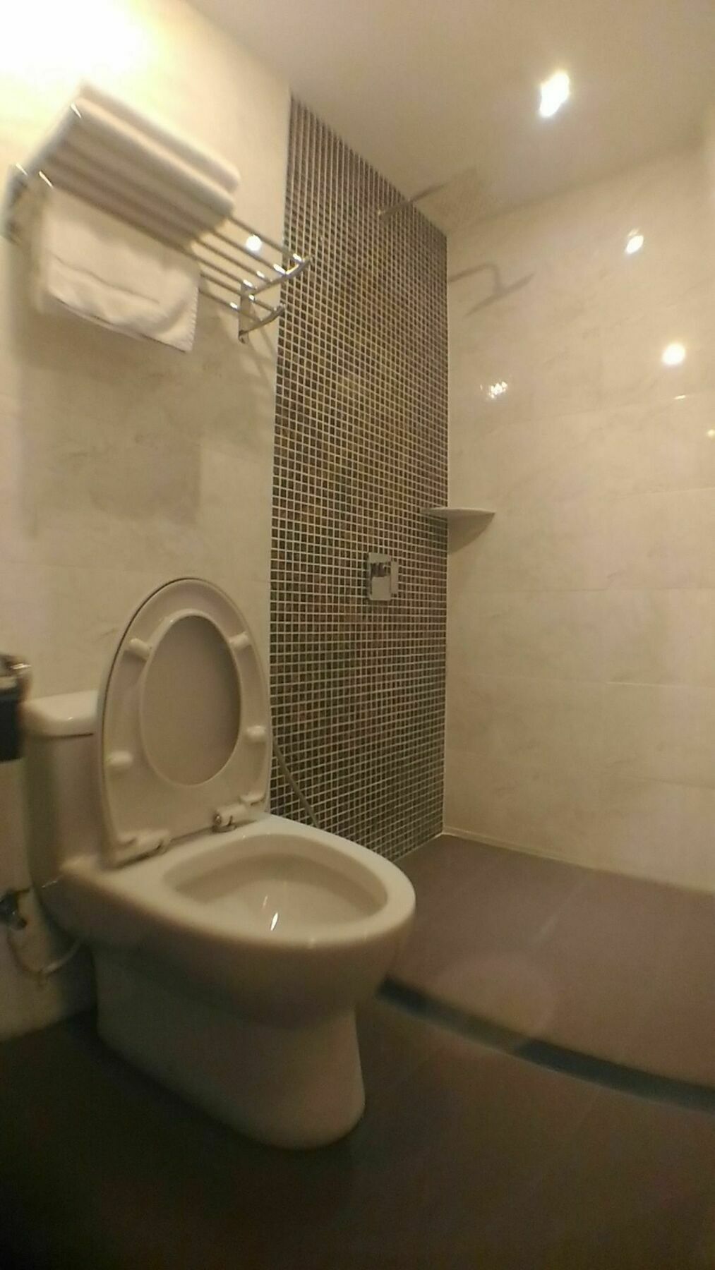 Hotel Chariton Nusa Bestari
